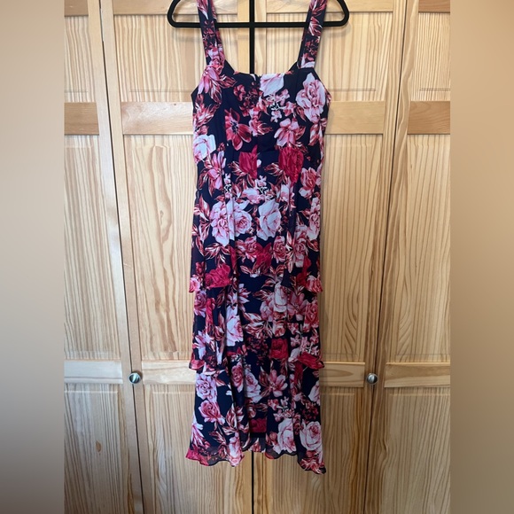 Julia Jordan tired floral dress - Picture 2 of 6